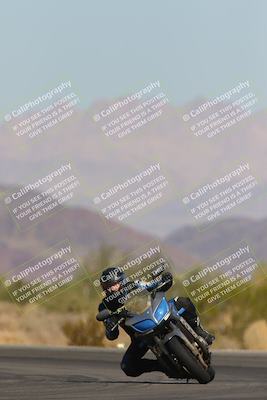 media/Nov-06-2023-Moto Forza (Mon) [[ce023d0744]]/3-Intermediate Group/Session 3 (Turn 5)/
